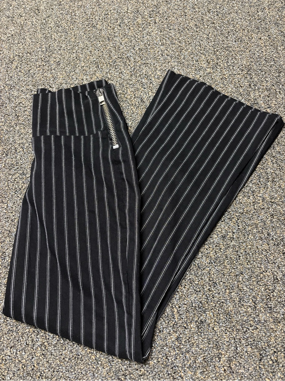 Vintage 90s Garage Black Pinstripe Wide-Leg Pants with Side Zipper